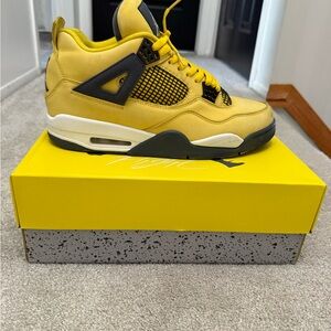Lightning 4(2021) size 13